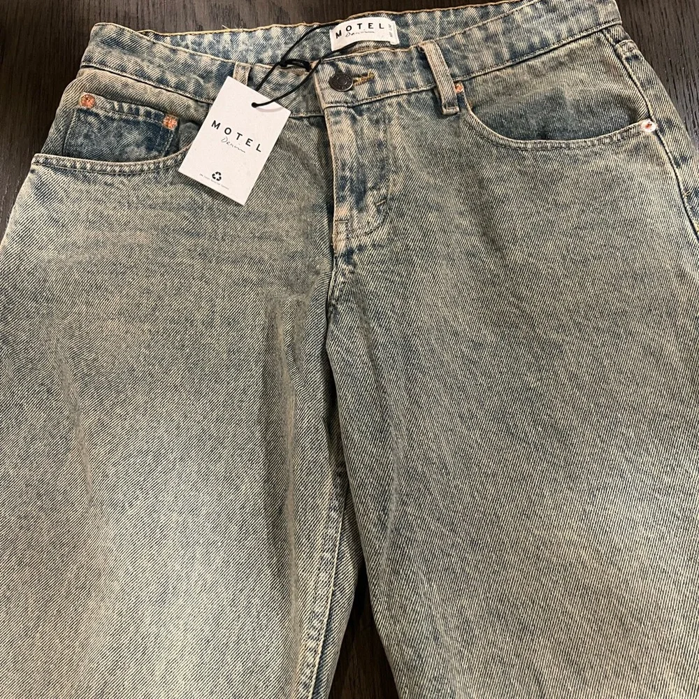 Low Rise Parallel Jeans In Sandy Blue Acid - Picture 6 of 9